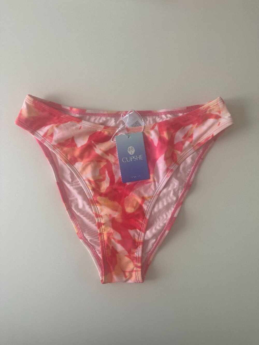 Cupshe hicut bikini bottom - M